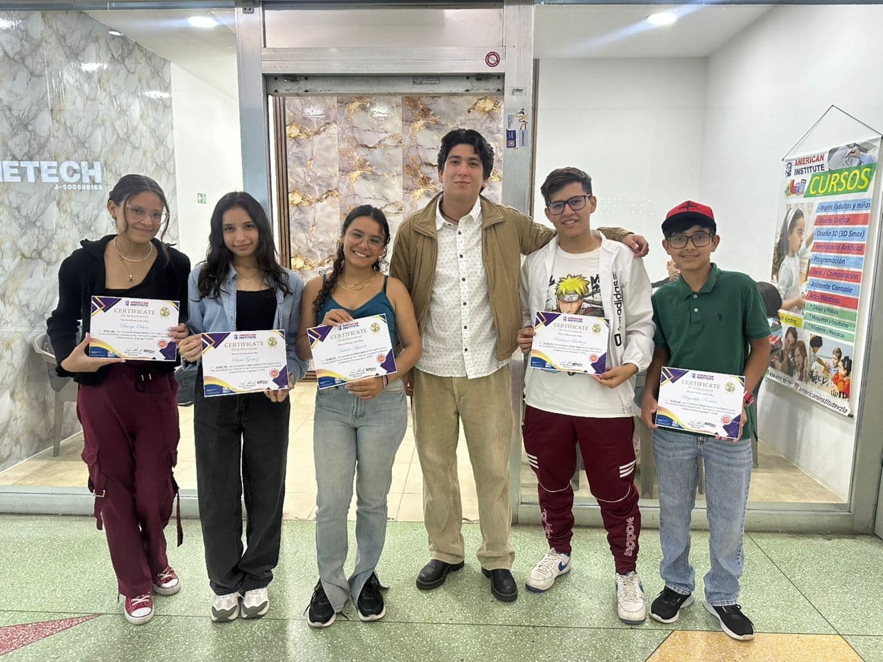 Entrega de Certificaciones